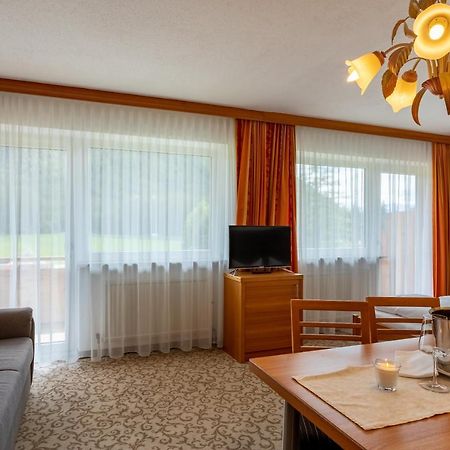 Kinderhotel Laerchenhof Obsteig Exteriör bild