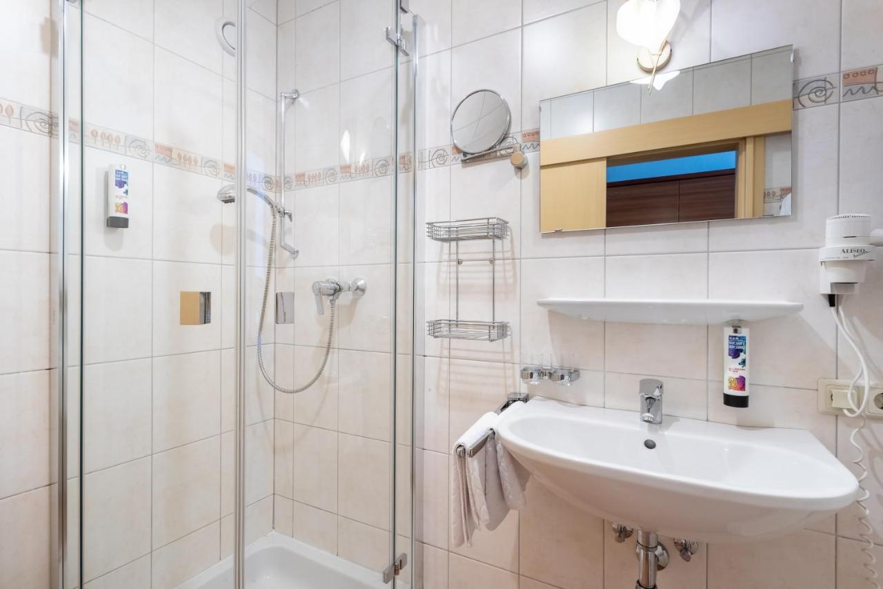 Kinderhotel Laerchenhof Obsteig Exteriör bild