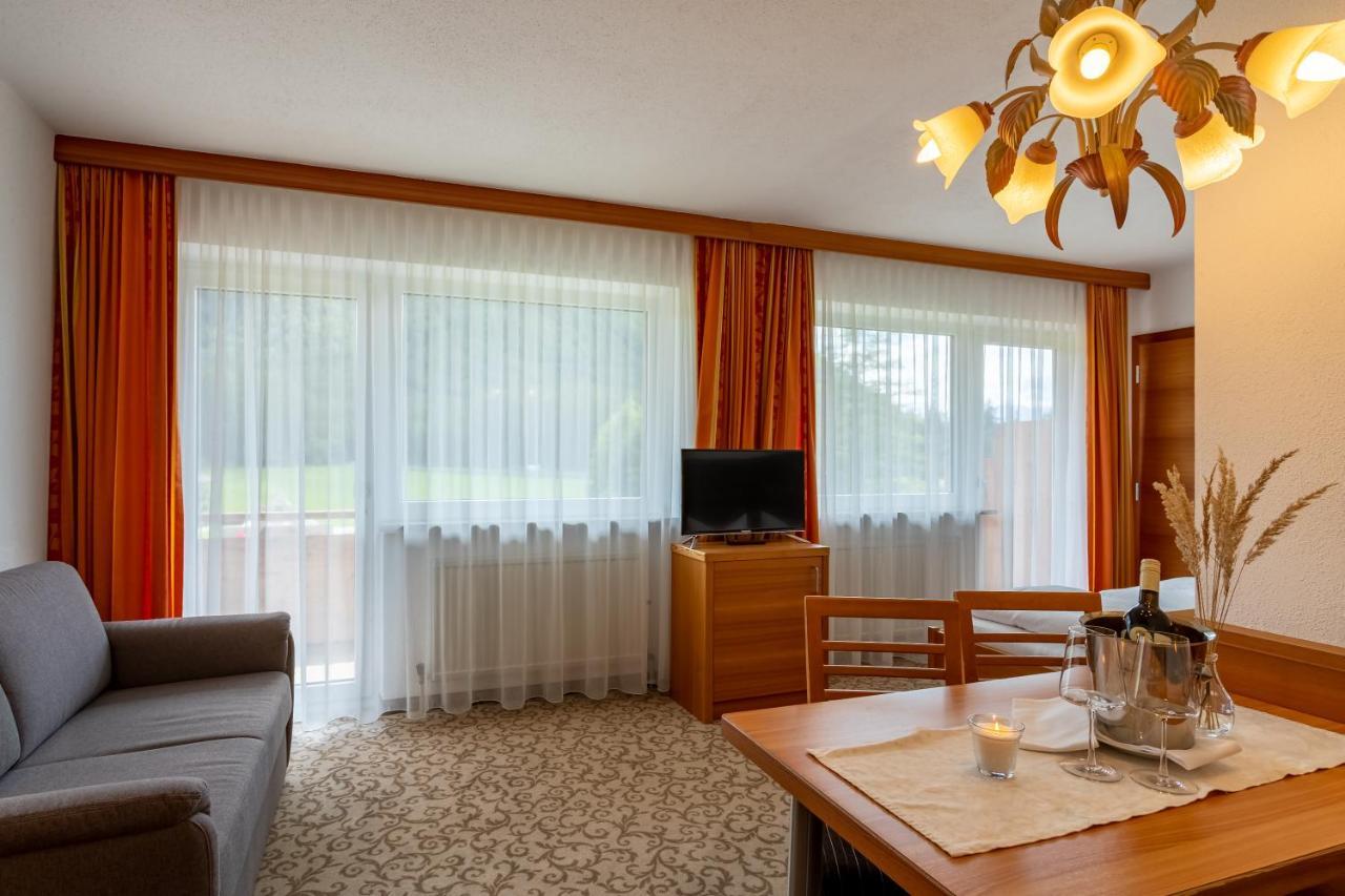Kinderhotel Laerchenhof Obsteig Exteriör bild