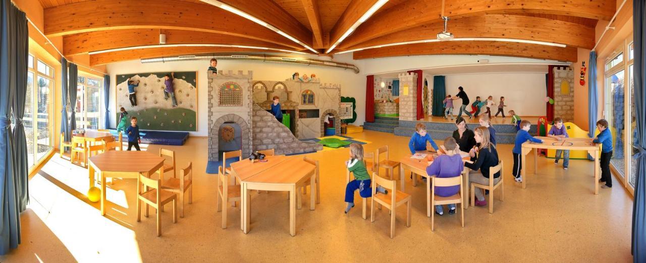 Kinderhotel Laerchenhof Obsteig Exteriör bild