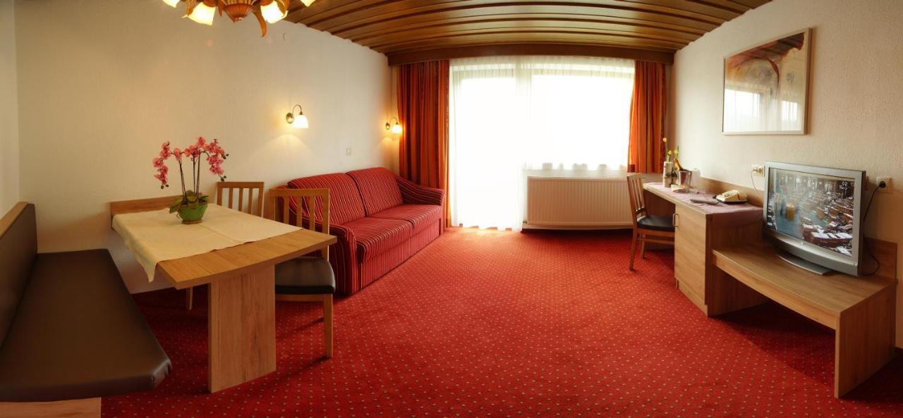 Kinderhotel Laerchenhof Obsteig Exteriör bild